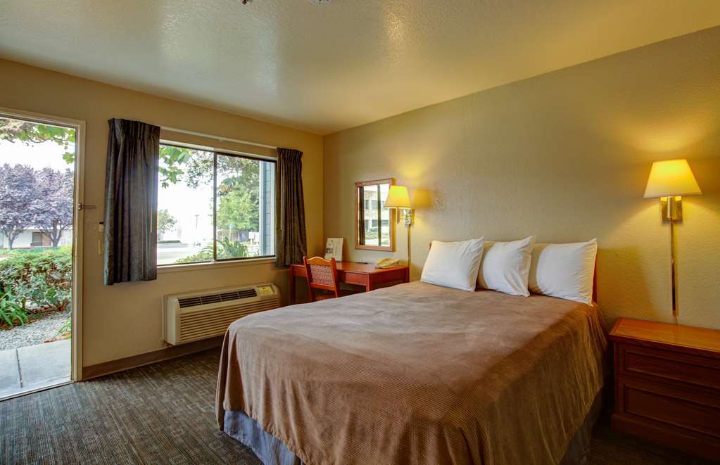 Rodeway Inn Sacramento-University Area Room photo